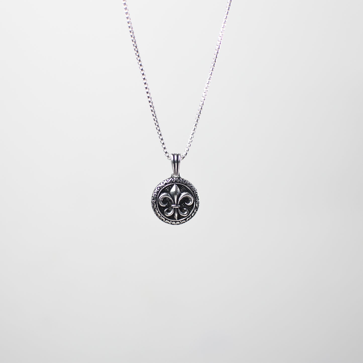 Fleur-de-lis - Silver
