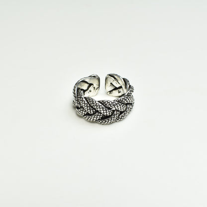Scale Pattern Ring