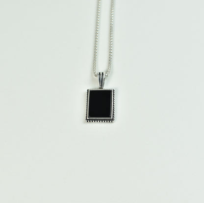 Nexus - Silver (Black)