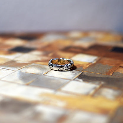 Leaf Pattern Ring - Silver