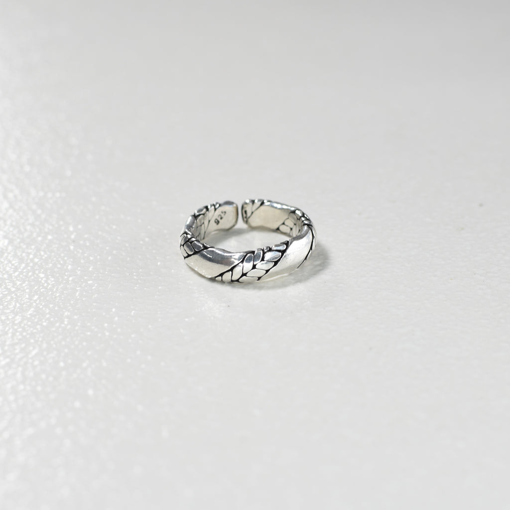 Leaf Pattern Ring - Silver