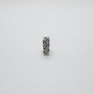 Knot Pattern Ring III