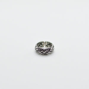 Triple Chain Pattern Ring