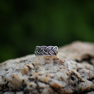 Knot Pattern Ring III